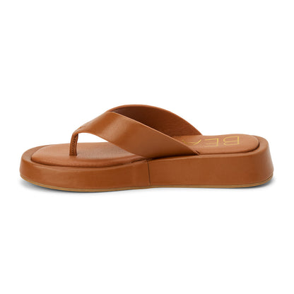 Matisse Footwear Mallorca flip flop sandal Cognac