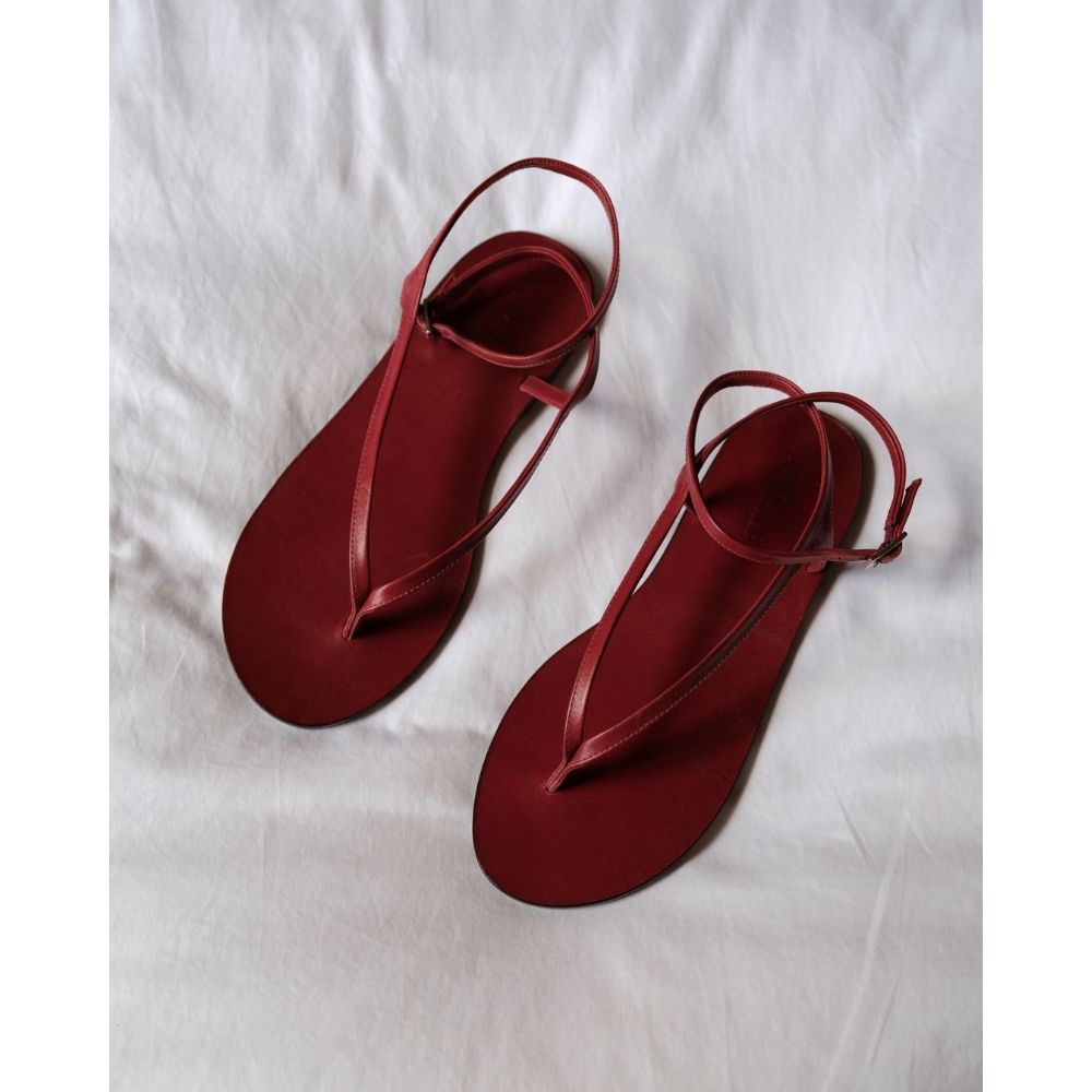 Matisse Footwear Lee thong sandal Cherry