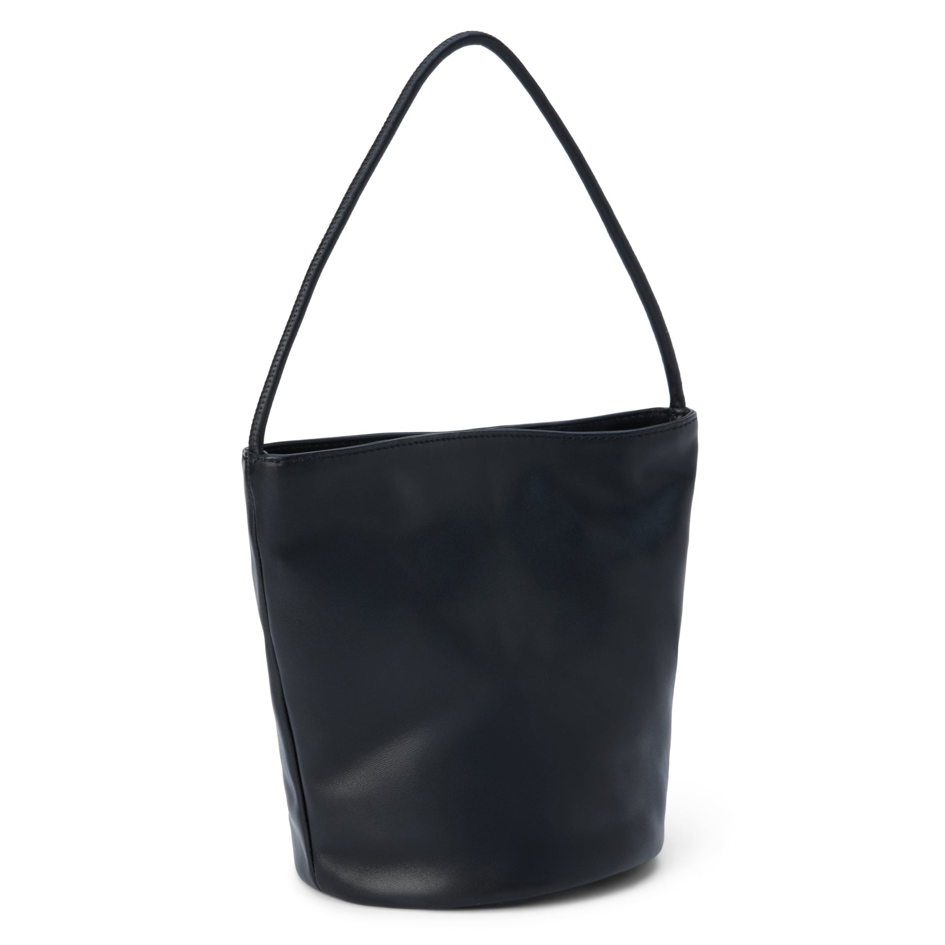 Matisse Footwear Vancouver bucket bag Black