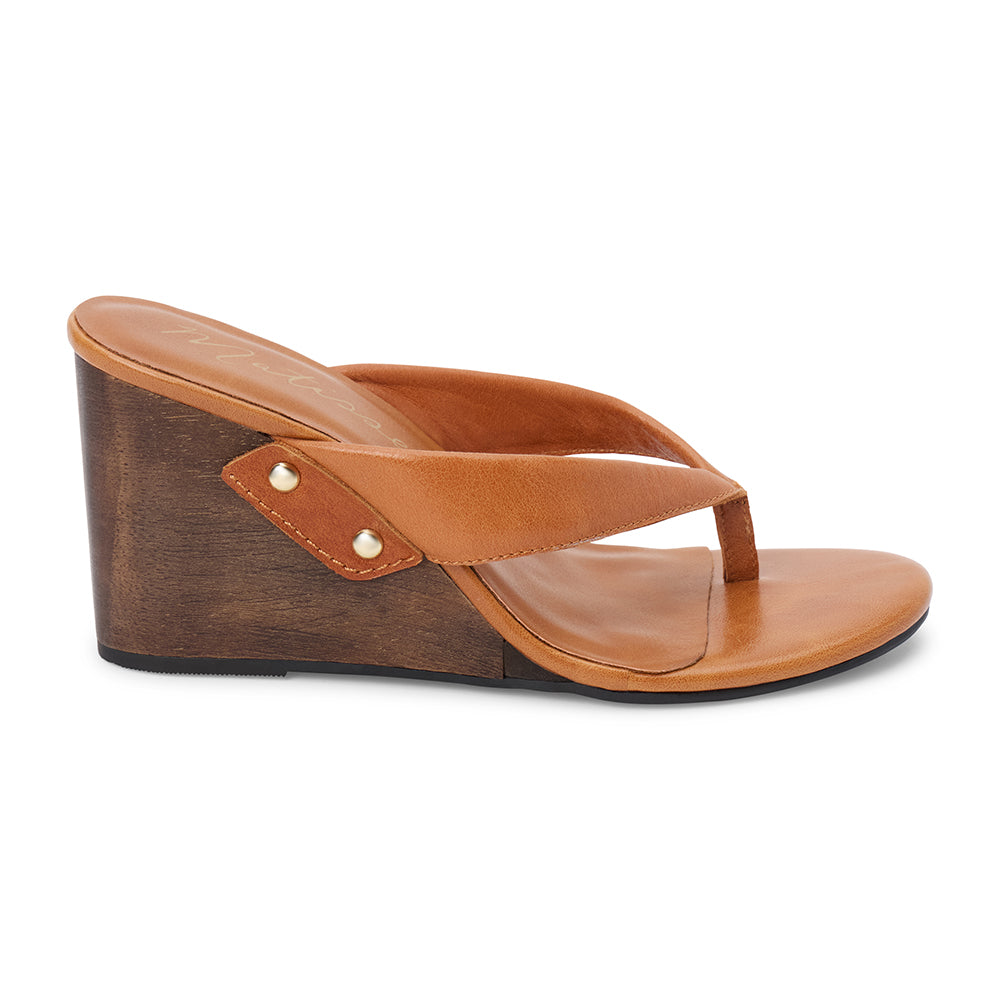 Matisse Footwear Maryland wedge sandal Butterscotch