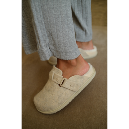 Matisse Footwear Portland clog Oatmeal