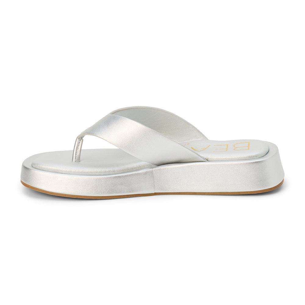 Matisse Footwear Mallorca flip flop sandal Silver