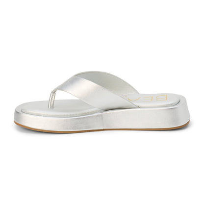 Matisse Footwear Mallorca flip flop sandal Silver