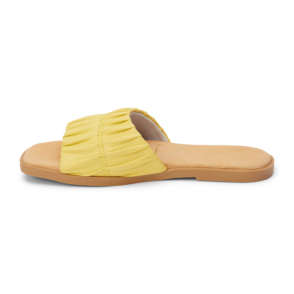 Matisse Footwear Viva slide sandal Yellow