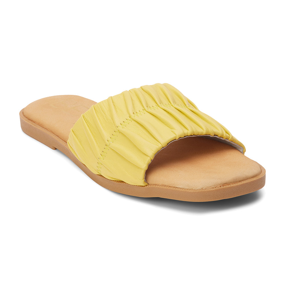 Matisse Footwear Viva slide sandal Yellow